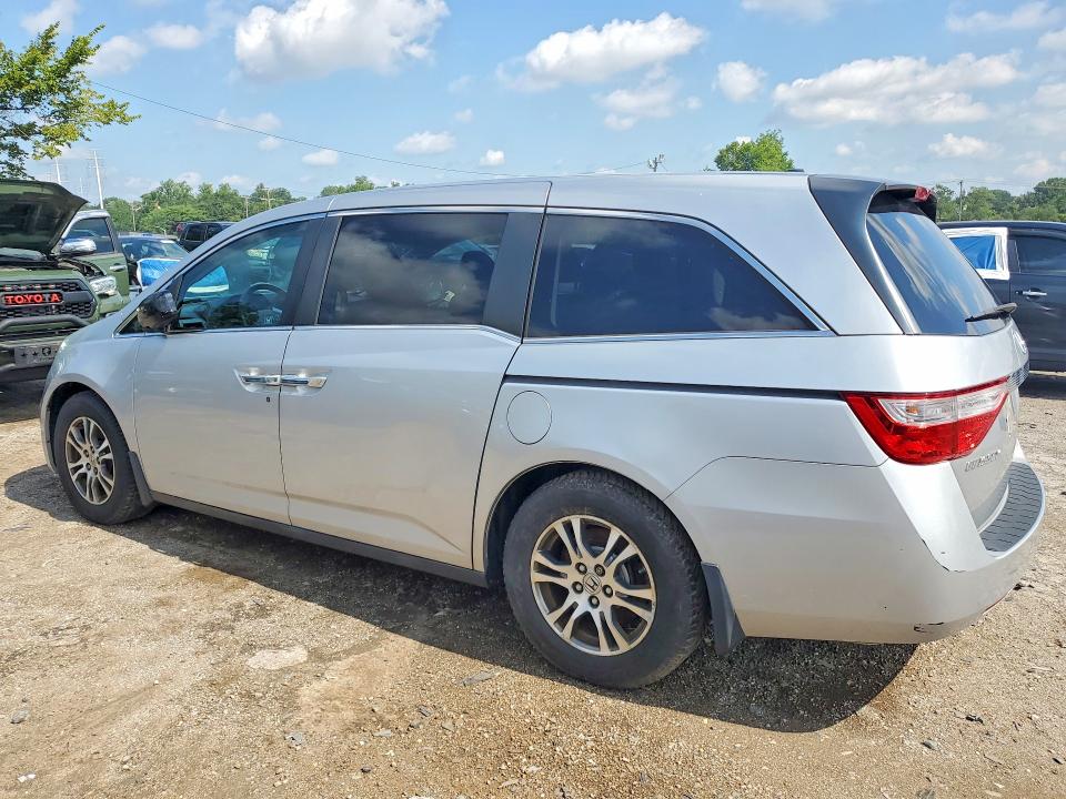 64029006 :رقم المزاد ، 5FNRL5H64BB058721 vin ، 2011 Honda Odyssey مزاد بيع