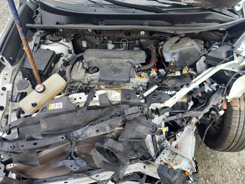 62970326 :رقم المزاد ، JTMZFREVXJJ195888 vin ، 2018 Toyota Rav4 مزاد بيع