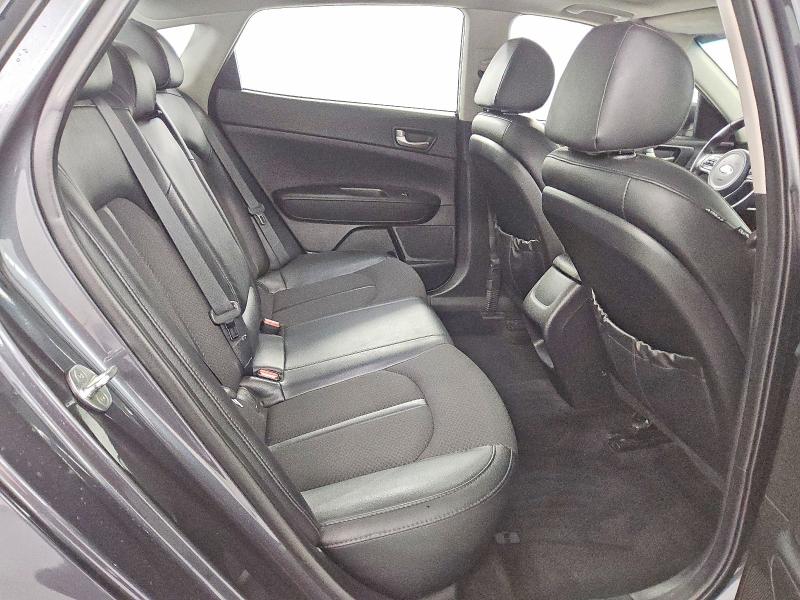 65180586 :رقم المزاد ، 5XXGT4L38JG243008 vin ، 2018 Kia Optima مزاد بيع