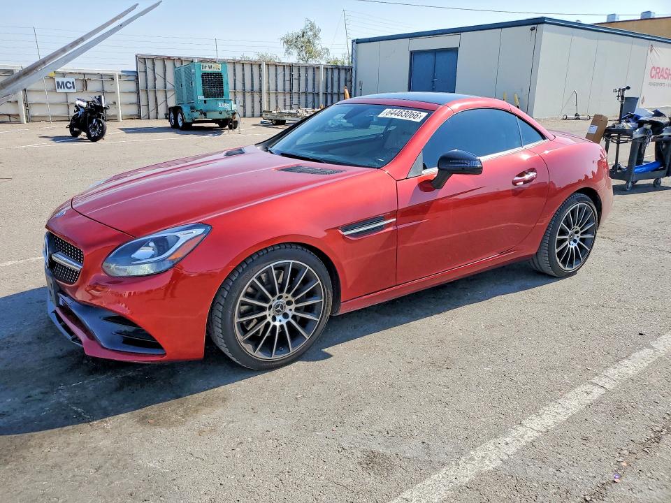Auction sale of the 2018 Mercedes-benz Slc, vin: WDDPK3JAXJF149781, lot number: 64463066