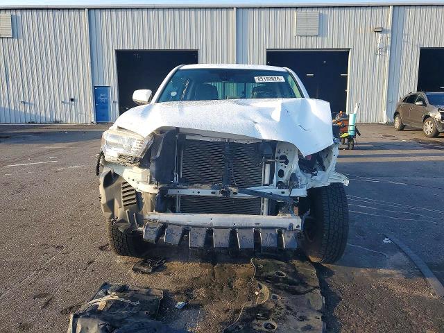 65193626 :رقم المزاد ، 5TFAX5GN0JX130559 vin ، 2018 Toyota Tacoma مزاد بيع