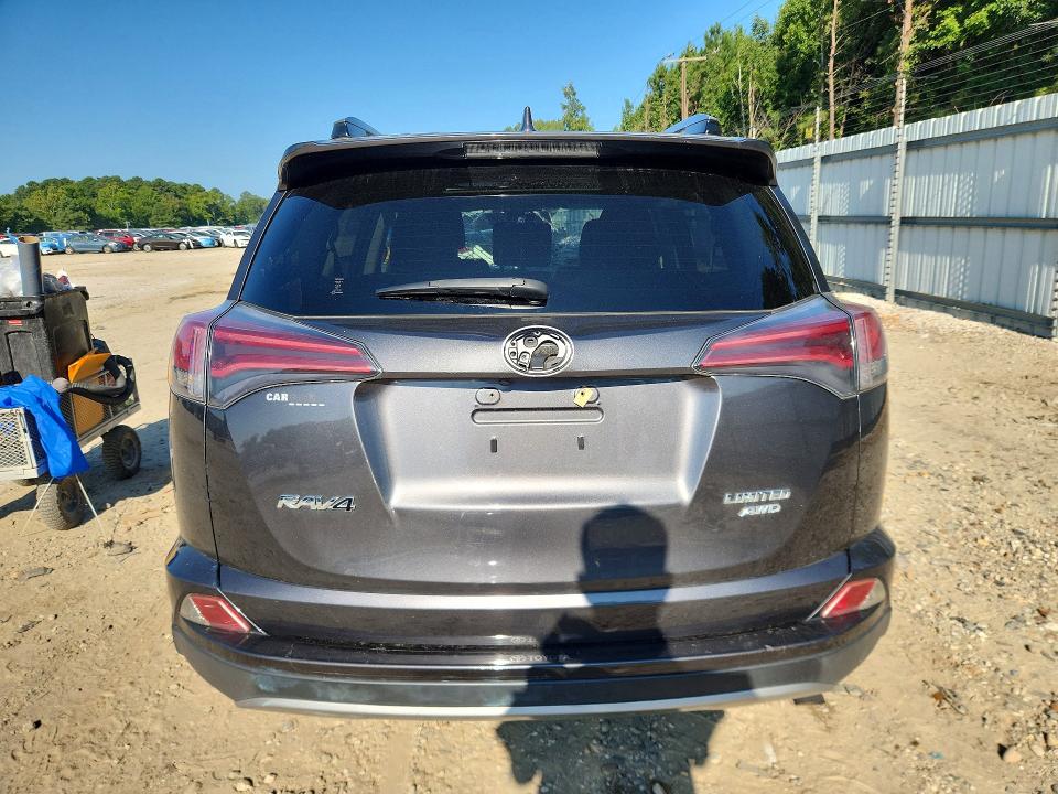 2017 Toyota Rav4 მანქანა იყიდება აუქციონზე, vin: JTMDFREV9HJ714403, აუქციონის ნომერი: 66025136