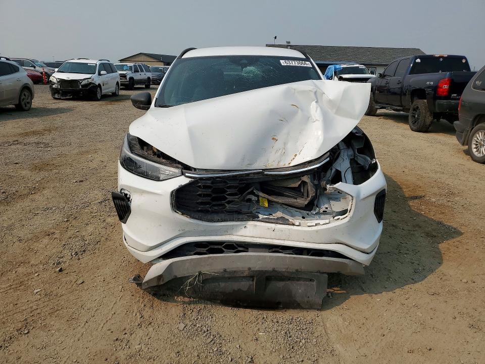 2023 Ford Escape მანქანა იყიდება აუქციონზე, vin: 1FMCU9MN5PUA09450, აუქციონის ნომერი: 63773066