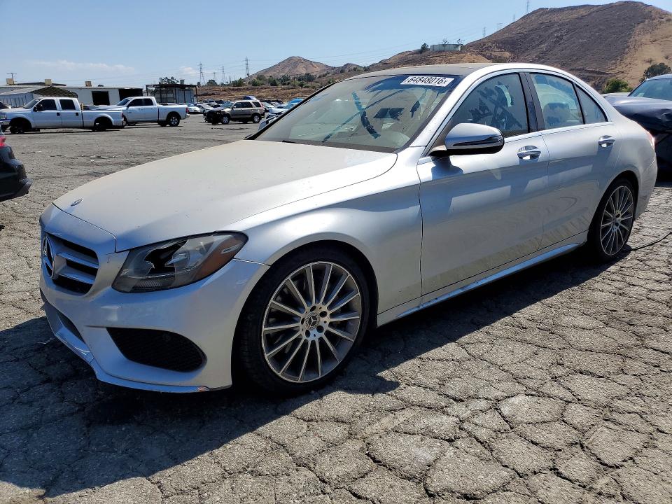 64848016 :رقم المزاد ، 55SWF4JBXHU225943 vin ، 2017 Mercedes-benz C مزاد بيع