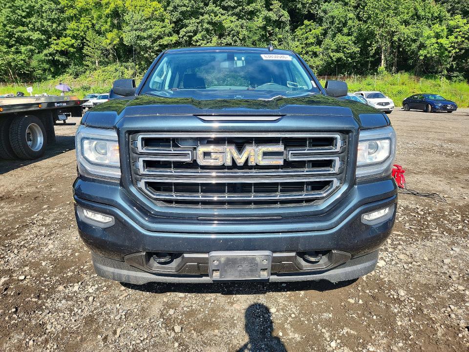 63850586 :رقم المزاد ، 1GTV2MEC6HZ178352 vin ، 2017 Gmc Sierra مزاد بيع