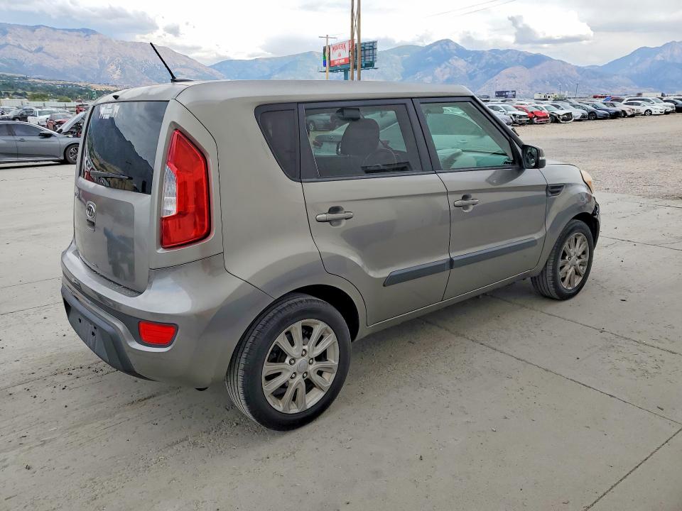 Продажа на аукционе авто 2012 Kia Soul, vin: KNDJT2A62C7396373, номер лота: 64158006