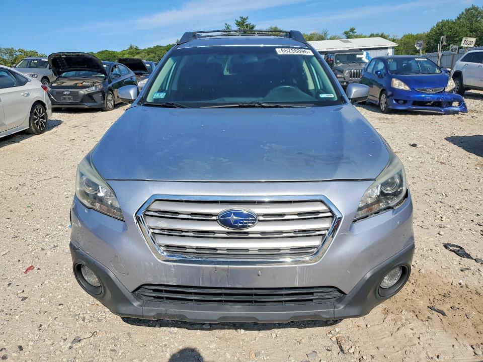65286896 :رقم المزاد ، 4S4BSACC2F3232973 vin ، 2015 Subaru Outback مزاد بيع