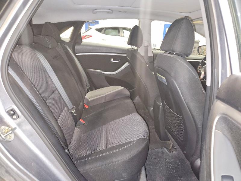 2014 Hyundai Elantra Gt მანქანა იყიდება აუქციონზე, vin: KMHD35LH8EU173168, აუქციონის ნომერი: 65260756