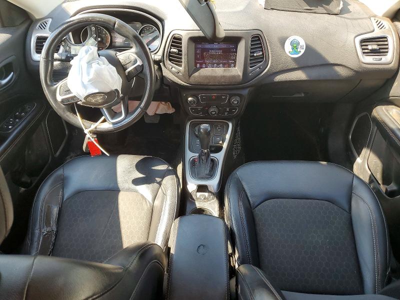 63827396 :رقم المزاد ، 3C4NJDBB9JT167843 vin ، 2018 Jeep Compass مزاد بيع