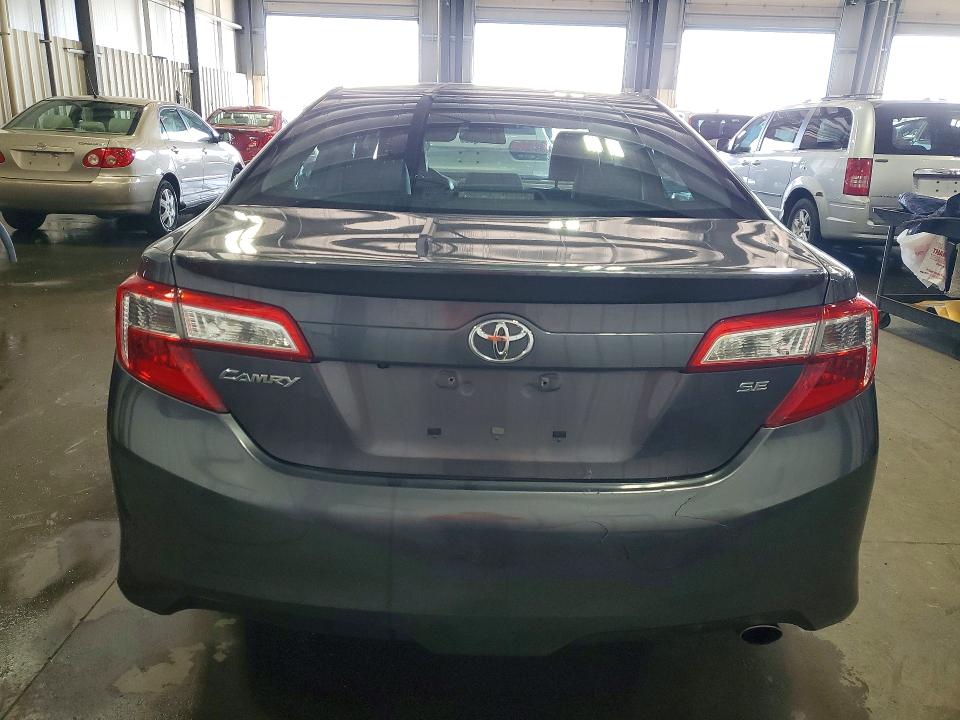 2014 Toyota Camry მანქანა იყიდება აუქციონზე, vin: 4T1BF1FK9EU852607, აუქციონის ნომერი: 63927876