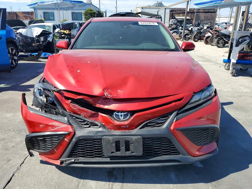 Aukcja sprzedaży 2021 Toyota Camry, vin: 4T1G11AK4MU439407, numer aukcji: 63535616
