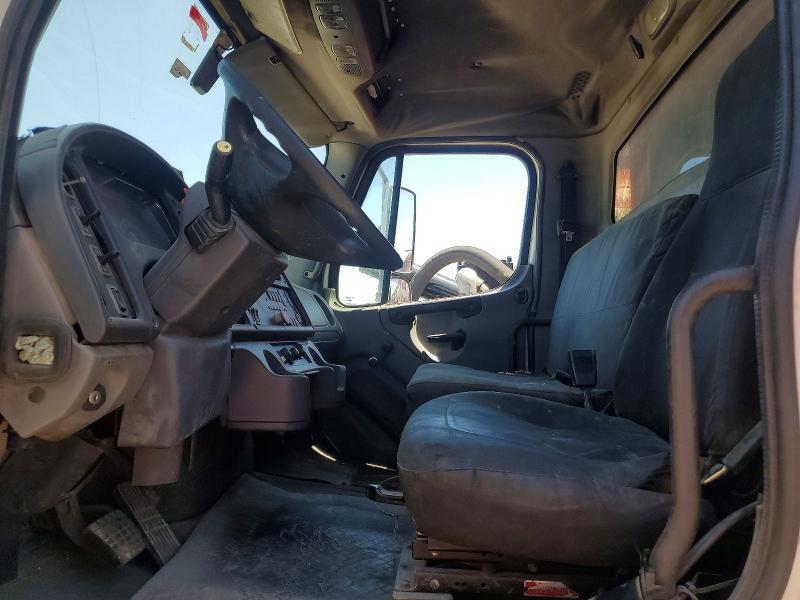 2014 Freightliner M2 მანქანა იყიდება აუქციონზე, vin: 1FVHCYCY5EHFU9106, აუქციონის ნომერი: 65043106