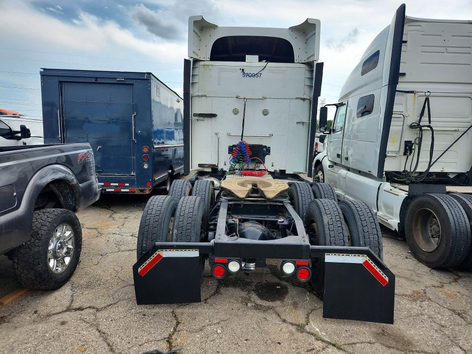 2015 Peterbilt 579 მანქანა იყიდება აუქციონზე, vin: 1XPBD49X4FD285337, აუქციონის ნომერი: 64387466