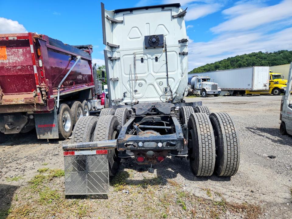 Aukcja sprzedaży 2018 Freightliner Cascadia 125, vin: 3ALXGF00XJDJS7591, numer aukcji: 63358116
