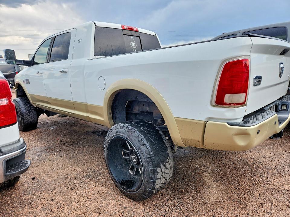 61525076 :رقم المزاد ، 3C63R3NL0EG142656 vin ، 2014 Ram 3500 مزاد بيع