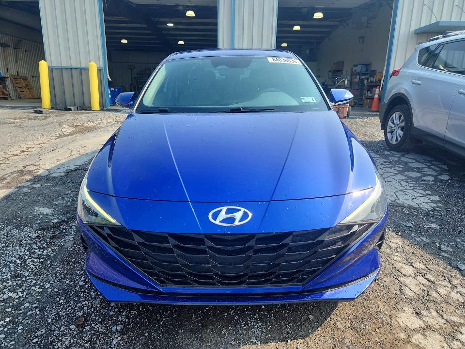 2023 Hyundai Elantra მანქანა იყიდება აუქციონზე, vin: KMHLM4AG3PU393009, აუქციონის ნომერი: 64036036