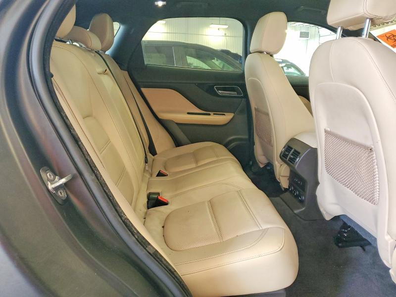 65953506 :رقم المزاد ، SADCK2BV5HA897161 vin ، 2017 Jaguar F-pace مزاد بيع