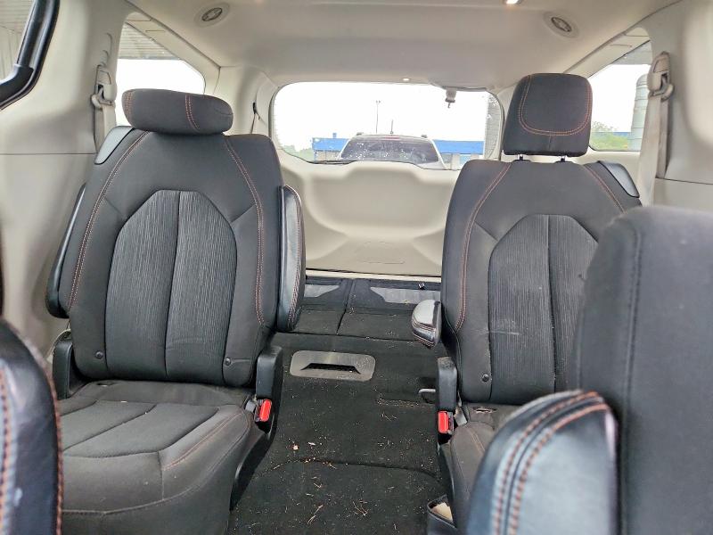 Продажа на аукционе авто 2017 Chrysler Pacifica, vin: 2C4RC1DG1HR515425, номер лота: 64730686