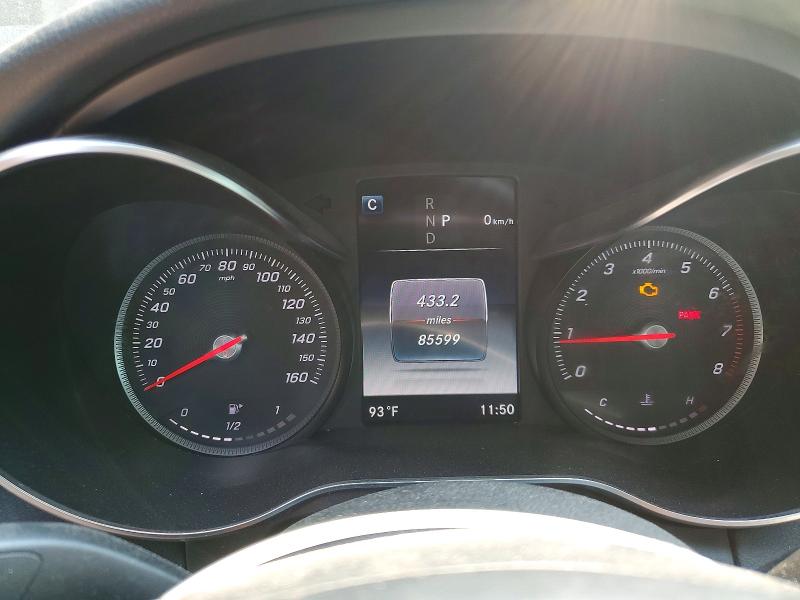 63703686 :رقم المزاد ، 55SWF4KB4JU274642 vin ، 2018 Mercedes-benz C مزاد بيع