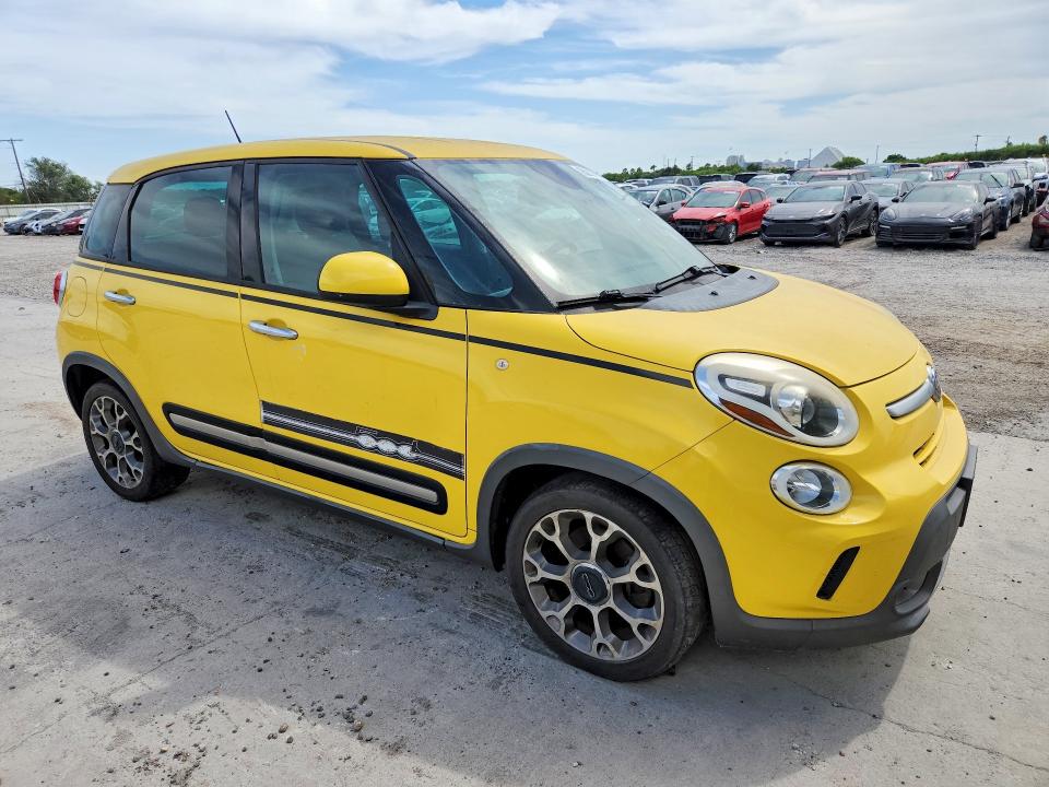 Продажа на аукционе авто 2014 Fiat 500l, vin: ZFBCFADH6EZ018851, номер лота: 65637916