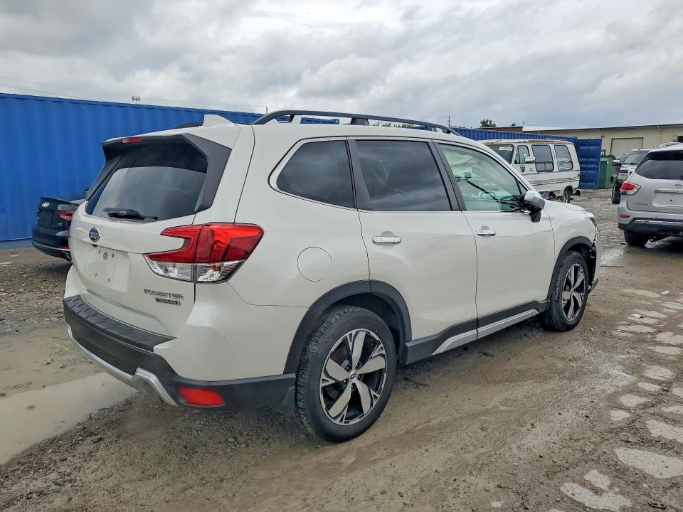 64246696 :رقم المزاد ، JF2SKAWC1KH472076 vin ، 2019 Subaru Forester مزاد بيع