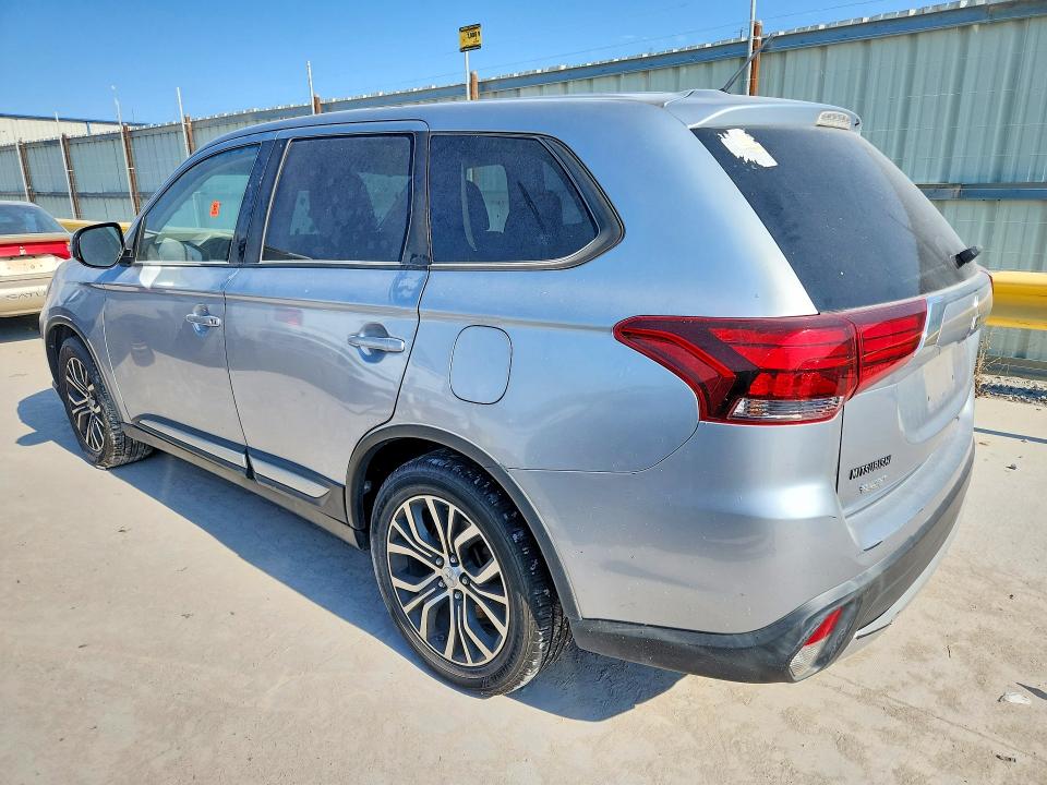2016 Mitsubishi Outlander მანქანა იყიდება აუქციონზე, vin: JA4AD3A32GZ013156, აუქციონის ნომერი: 63340286