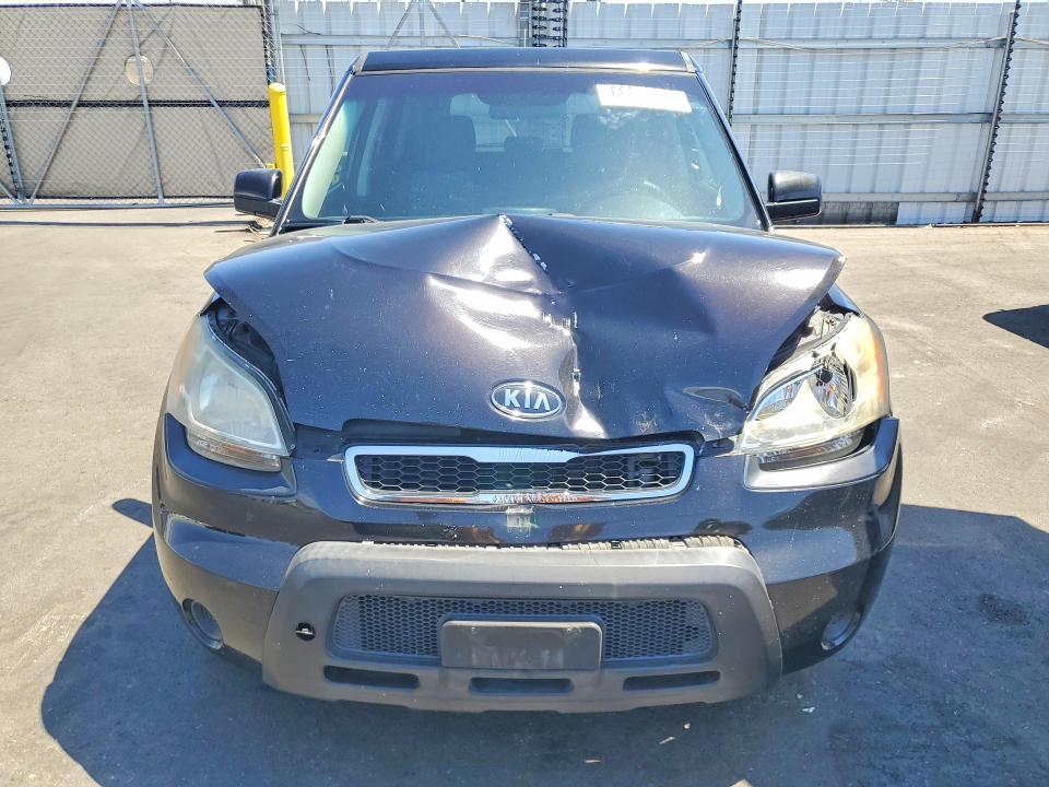66079266 :رقم المزاد ، KNDJT2A28B7198831 vin ، 2011 Kia Soul مزاد بيع