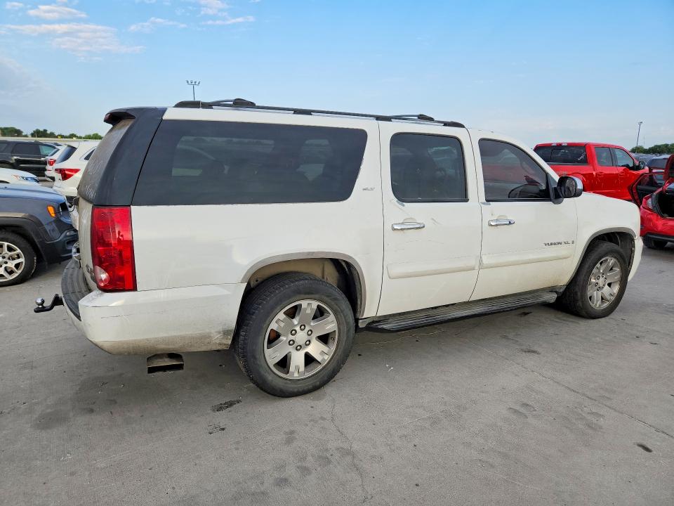 Продажа на аукционе авто 2007 Gmc Yukon Xl, vin: 1GKFC16077J187096, номер лота: 64424376