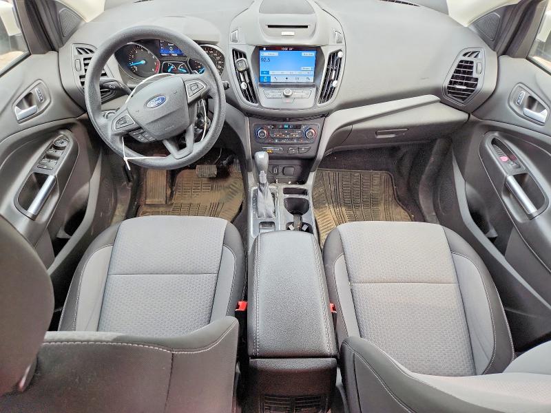 64634636 :رقم المزاد ، 1FMCU0GD9HUC15435 vin ، 2017 Ford Escape مزاد بيع