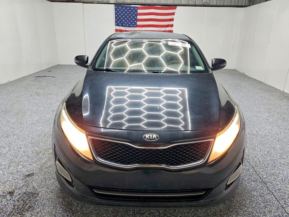 66444806 :رقم المزاد ، 5XXGR4A7XFG512928 vin ، 2015 Kia Optima مزاد بيع