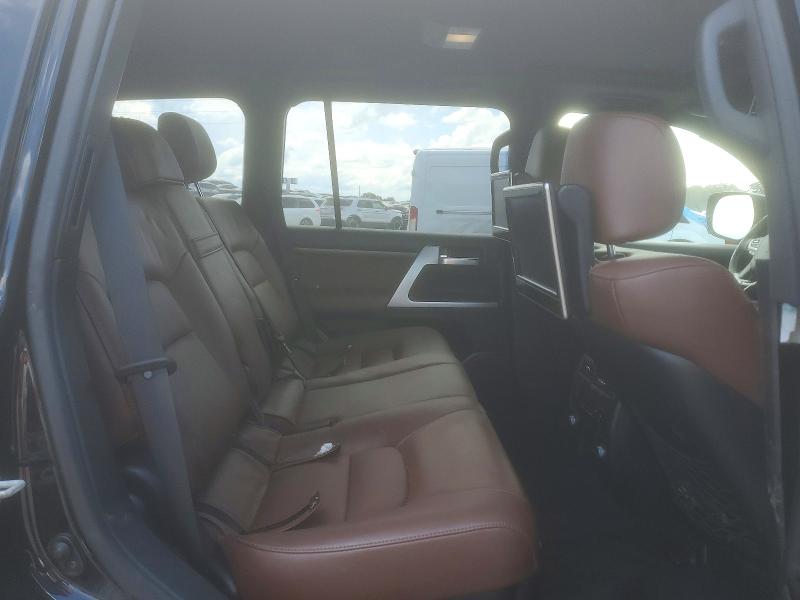 2016 Toyota Land Cruiser მანქანა იყიდება აუქციონზე, vin: JTMCY7AJ6G4040625, აუქციონის ნომერი: 63333446