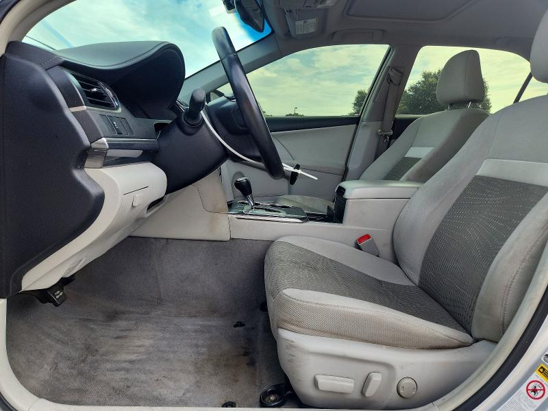 63649506 :رقم المزاد ، 4T1BD1FK5CU062899 vin ، 2012 Toyota Camry مزاد بيع