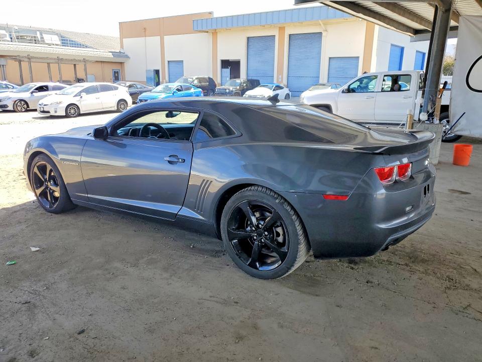 2011 Chevrolet Camaro მანქანა იყიდება აუქციონზე, vin: 2G1FB1ED0B9125863, აუქციონის ნომერი: 65532246