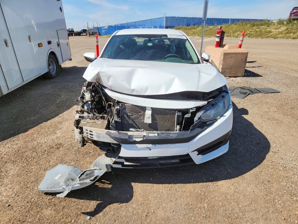 63759806 :رقم المزاد ، 2HGFC2F53JH004560 vin ، 2018 Honda Civic مزاد بيع