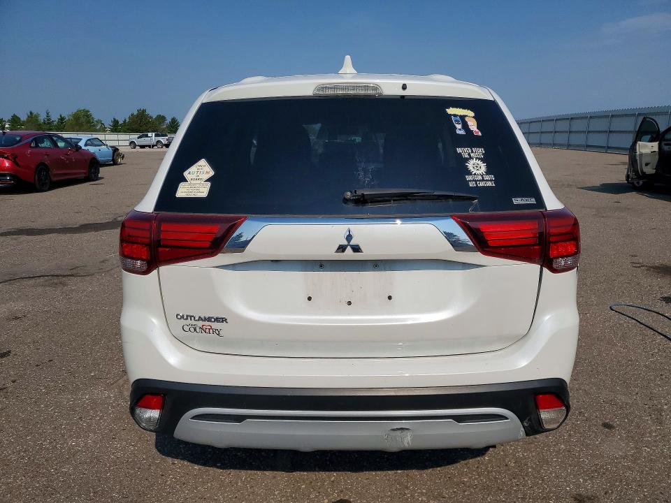 2020 Mitsubishi Outlander მანქანა იყიდება აუქციონზე, vin: JA4AZ3A30LZ046717, აუქციონის ნომერი: 63416316
