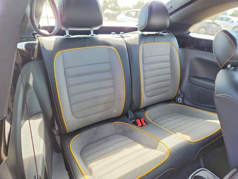 2018 Volkswagen Beetle მანქანა იყიდება აუქციონზე, vin: 3VWSD7AT7JM706165, აუქციონის ნომერი: 66545716