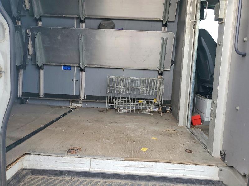 63803646 :رقم المزاد ، WD3PE8DB6FP131728 vin ، 2015 Mercedes-benz Sprinter مزاد بيع