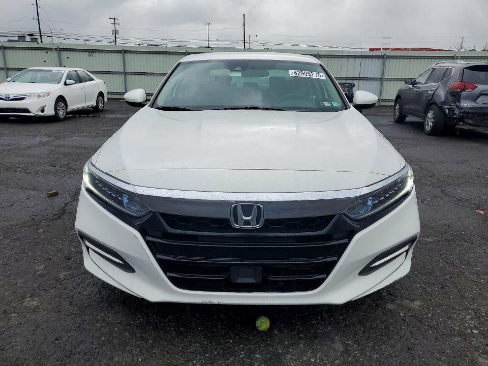 2018 Honda Accord მანქანა იყიდება აუქციონზე, vin: 1HGCV3F16JA003983, აუქციონის ნომერი: 62905276