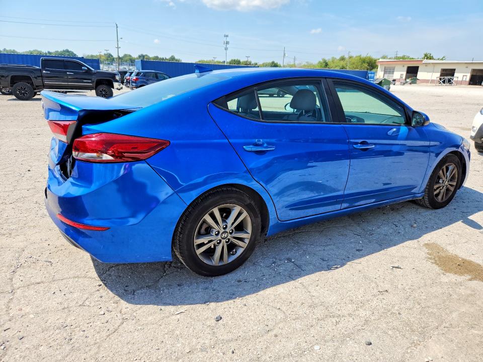 67107496 :رقم المزاد ، 5NPD84LF9JH391641 vin ، 2018 Hyundai Elantra مزاد بيع