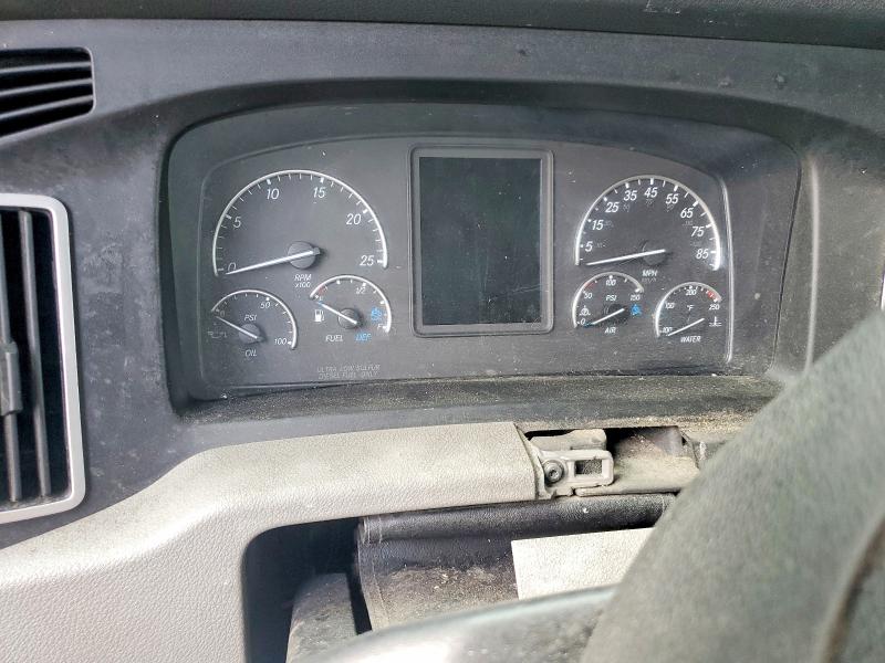 2018 Freightliner Cascadia 126 მანქანა იყიდება აუქციონზე, vin: 3AKJHHDR1JSJZ5673, აუქციონის ნომერი: 63556546