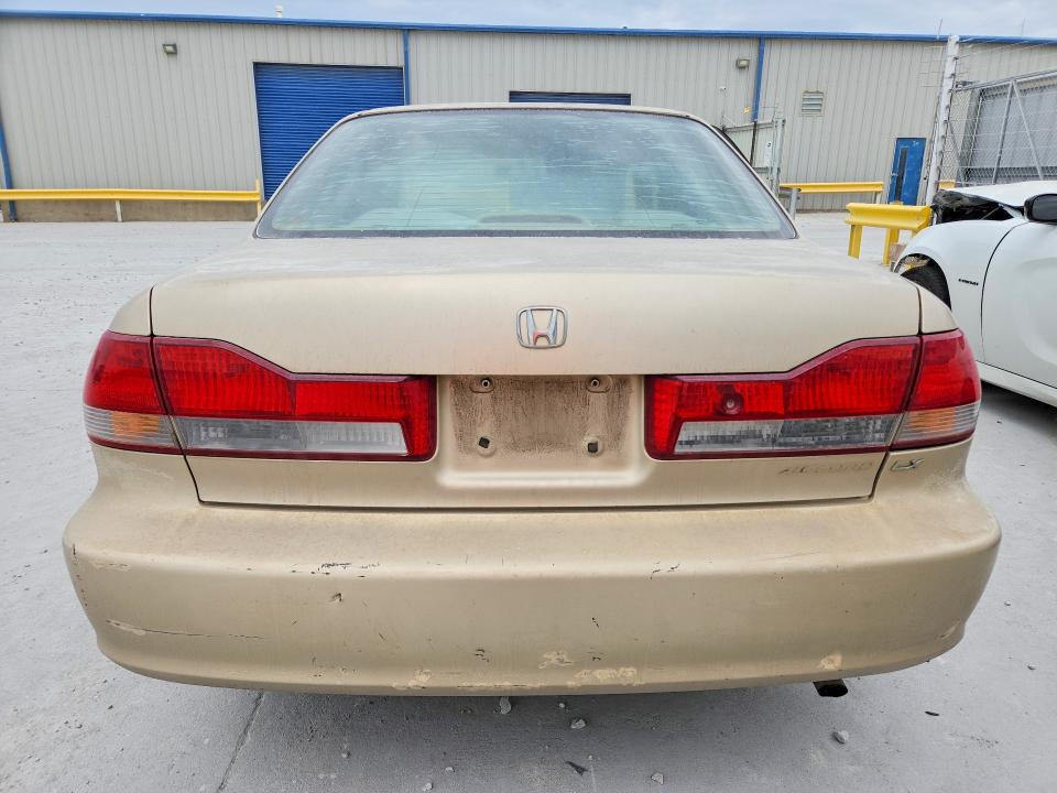 65843276 :رقم المزاد ، 1HGCG56462A143596 vin ، 2002 Honda Accord مزاد بيع