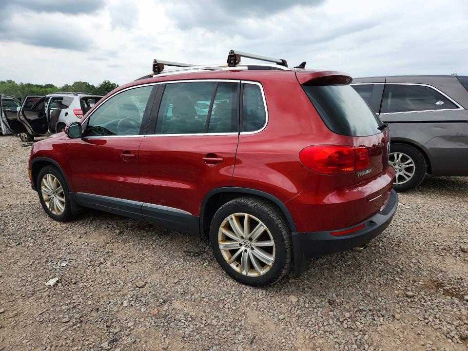 63878656 :رقم المزاد ، WVGBV7AX4FW098949 vin ، 2015 Volkswagen Tiguan مزاد بيع