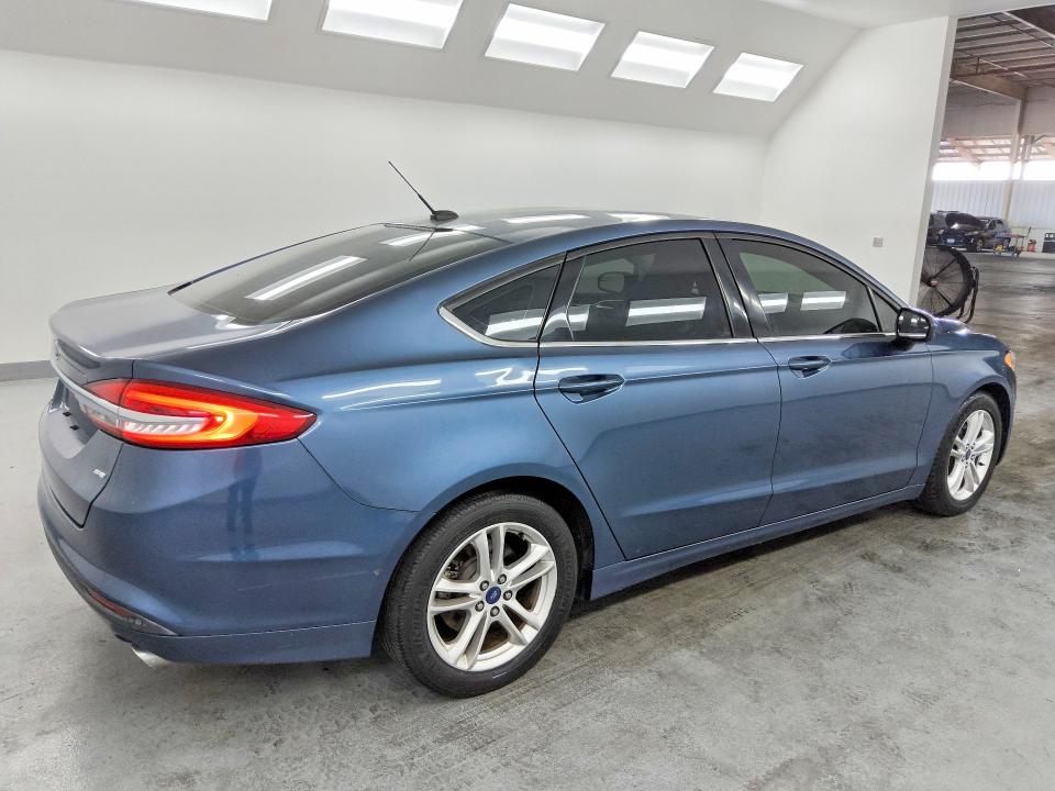 62965316 :رقم المزاد ، 3FA6P0H76JR129598 vin ، 2018 Ford Fusion مزاد بيع