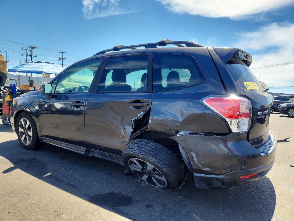 Продаж на аукціоні авто 2018 Subaru Forester, vin: JF2SJAGC5JH601307, номер лоту: 65695896