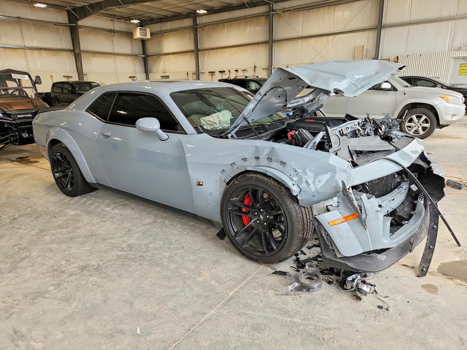 63197366 :رقم المزاد ، 2C3CDZFJ2MH614074 vin ، 2021 Dodge Challenger مزاد بيع
