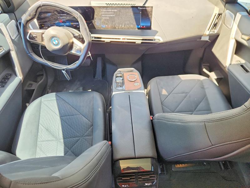 64292426 :رقم المزاد ، WB523CF08RCN46657 vin ، 2024 Bmw Ix مزاد بيع