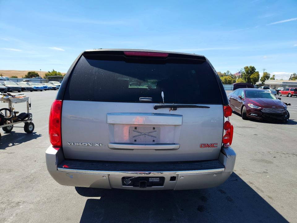 65160986 :رقم المزاد ، 1GKFK16348R116857 vin ، 2008 Gmc Yukon Xl مزاد بيع