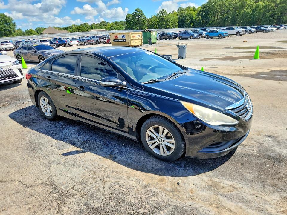 64841426 :رقم المزاد ، 5NPEB4AC7EH947322 vin ، 2014 Hyundai Sonata مزاد بيع
