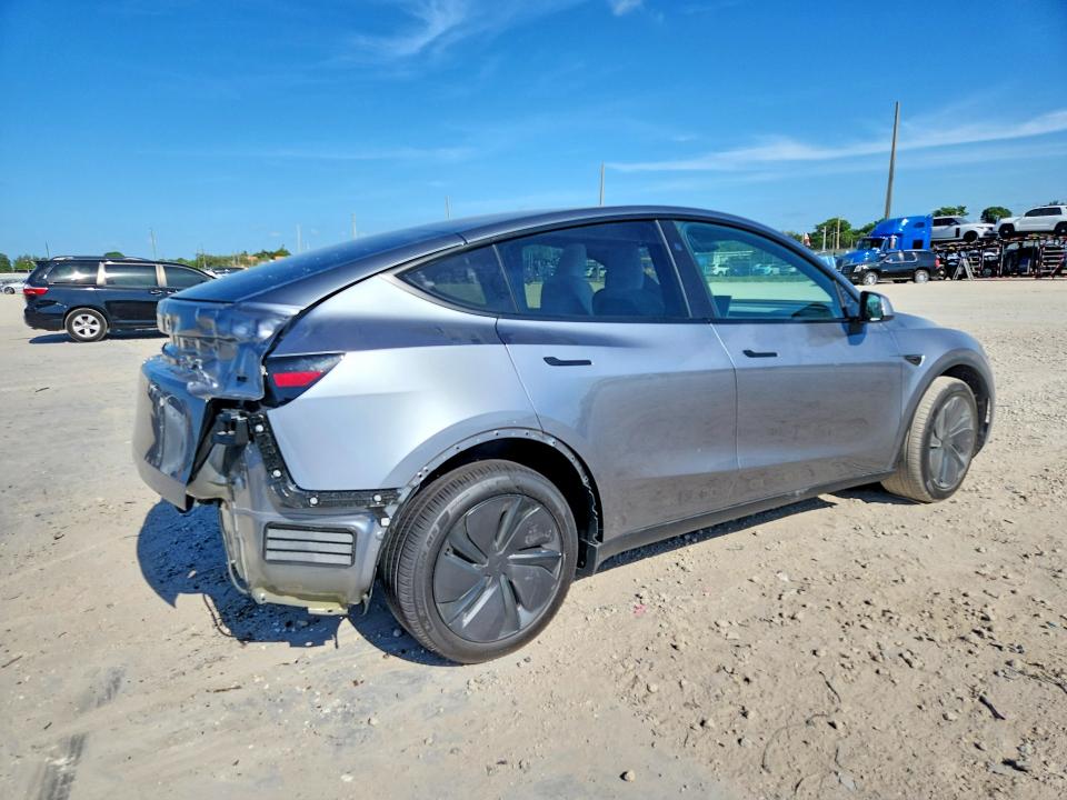 Aukcja sprzedaży 2026 Tesla Model Y, vin: 7SAYGDED3TA717130, numer aukcji: 64360536