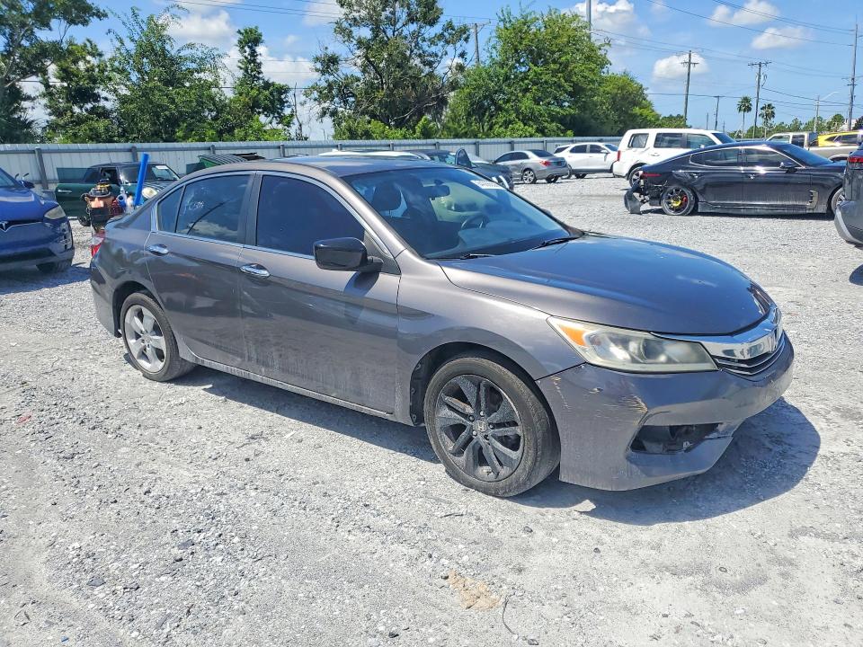 2017 Honda Accord მანქანა იყიდება აუქციონზე, vin: 1HGCR2F35HA290517, აუქციონის ნომერი: 64066656